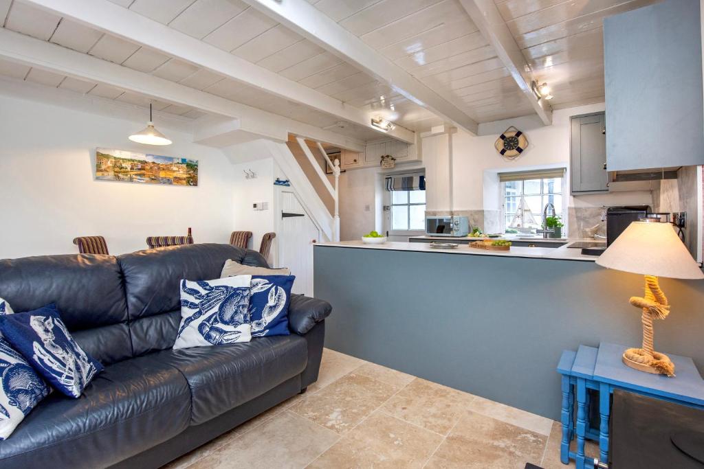 Abbey Cottage, Mousehole photo 4
