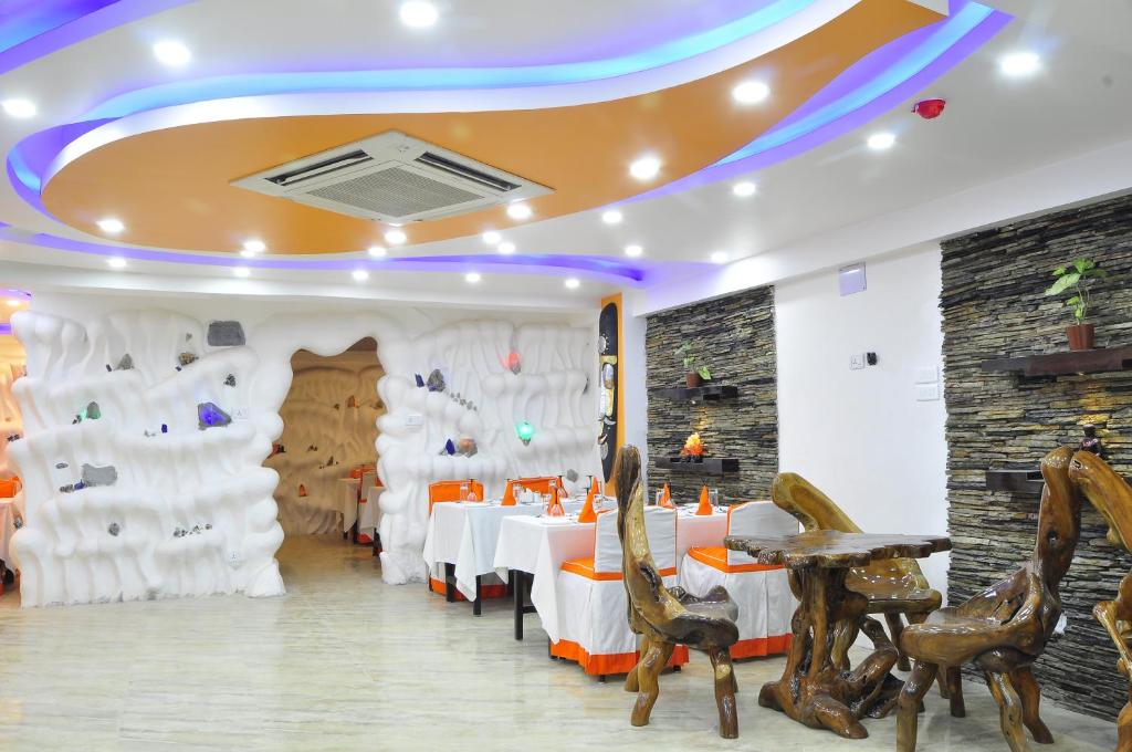 로얄 펭귄 부티크 호텔 앤 스파 (Royal Penguin Boutique Hotel & Spa)