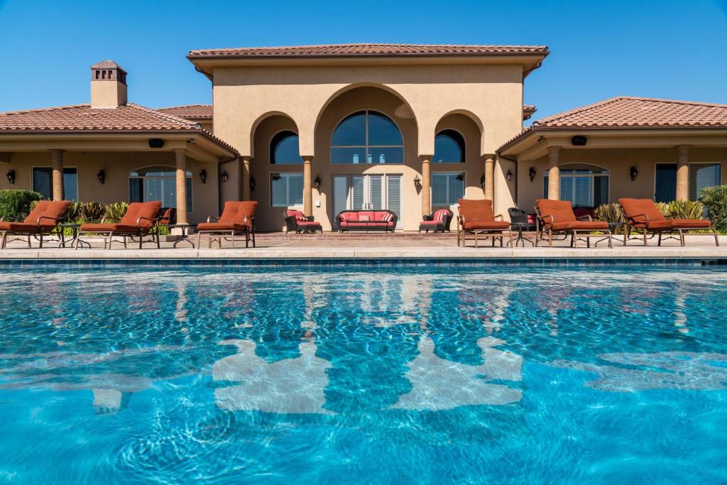 The Shandon House, Shandon