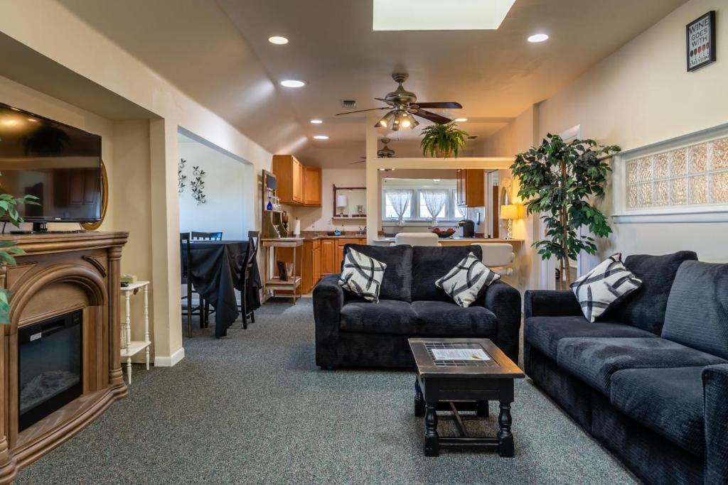 The Penthouse, Paso Robles