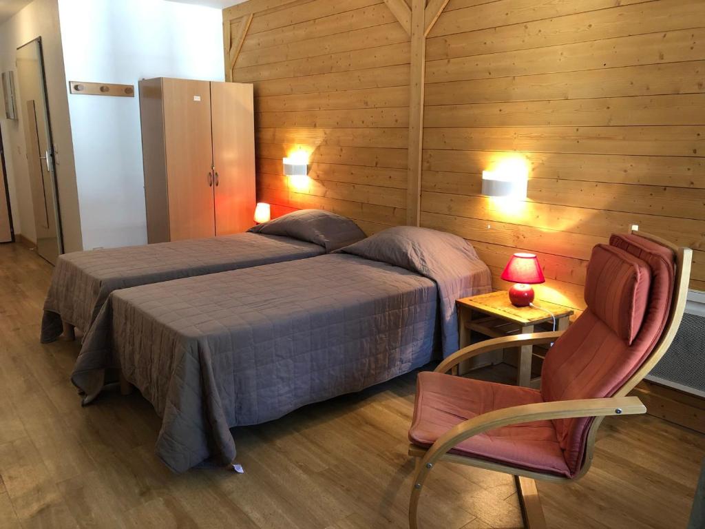 Confortable studio avec balcon, WiFi et parking à Brides-les-Bains - FR-1-512-6 - 1