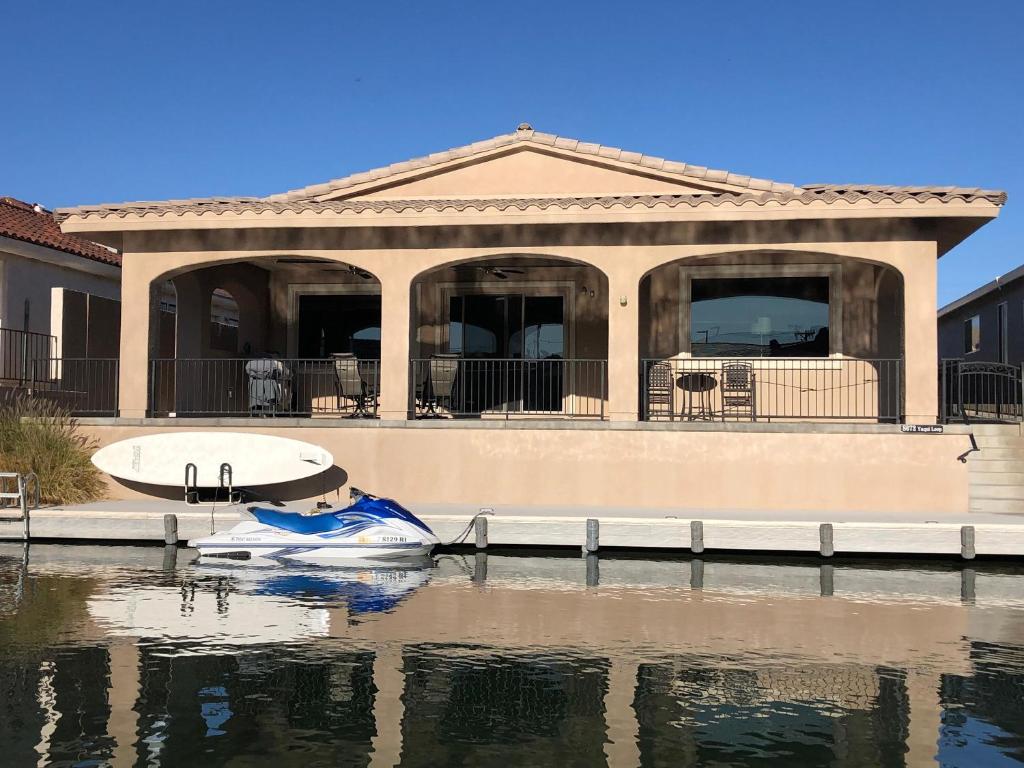 The Moonlight Express, Parker