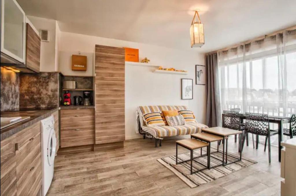COZY beautiful seaside apartment - 4