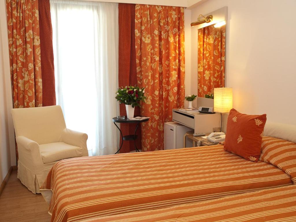 The Park Hotel Piraeus photo