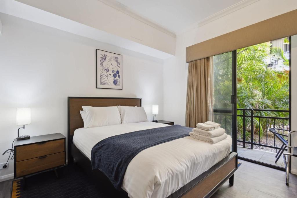 Stylish & Modern 1-Bedroom Apartment in the Heart of Northbridge, Perth