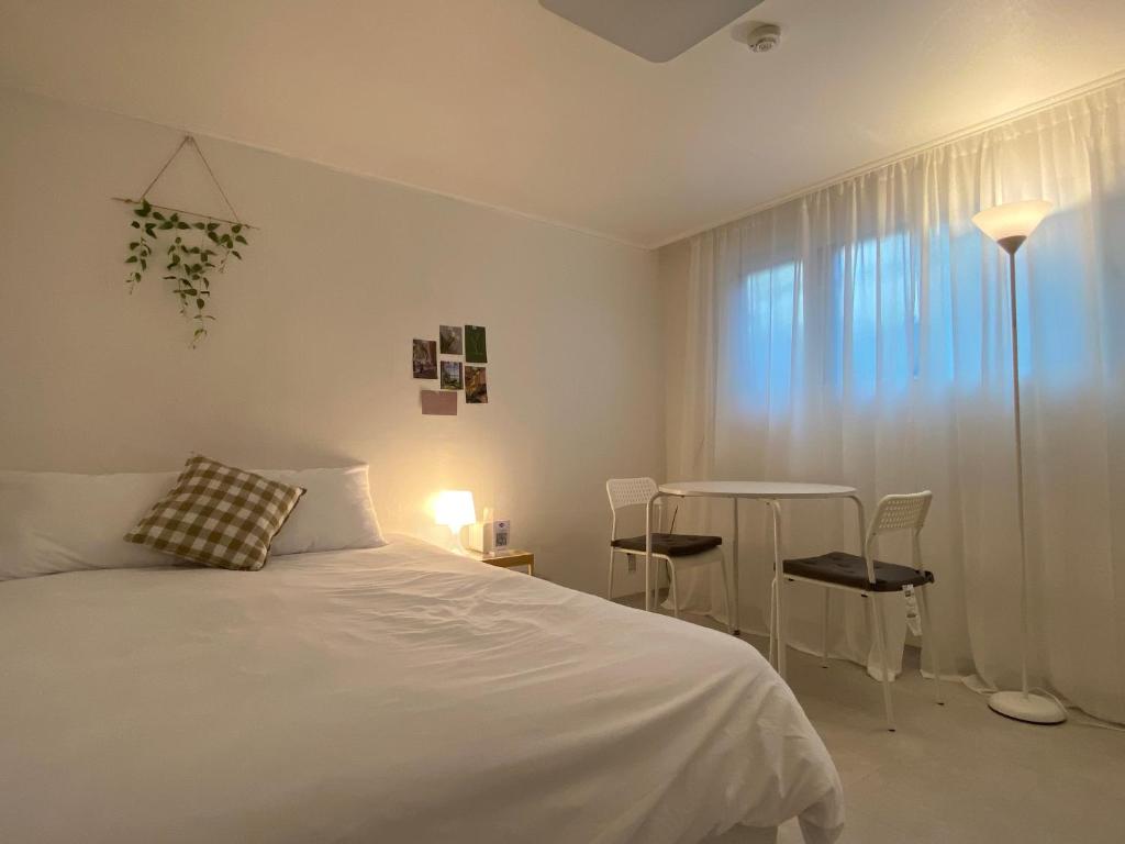 Rise and Shine, Seoul