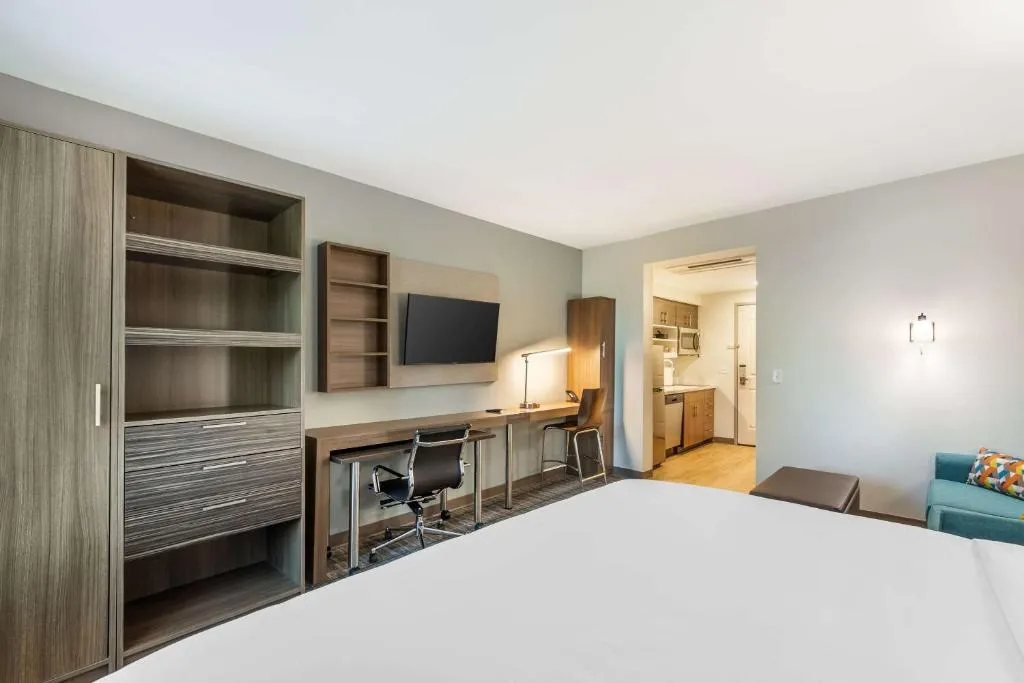 MainStay Suites Fort Myers East I-75，位于迈尔斯堡的酒店