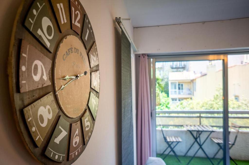 Appartement climatisé tout equipe avec balcon au cœur de Marseille - 2