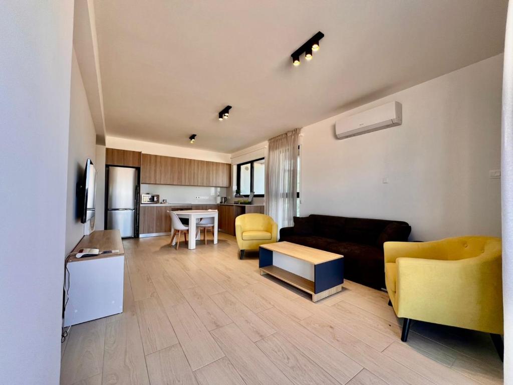 Mackenzie Seaside Apartment, Larnaka