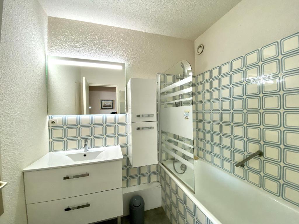 C2111 Appartement Vue Mer Terrasse, Parking - 5