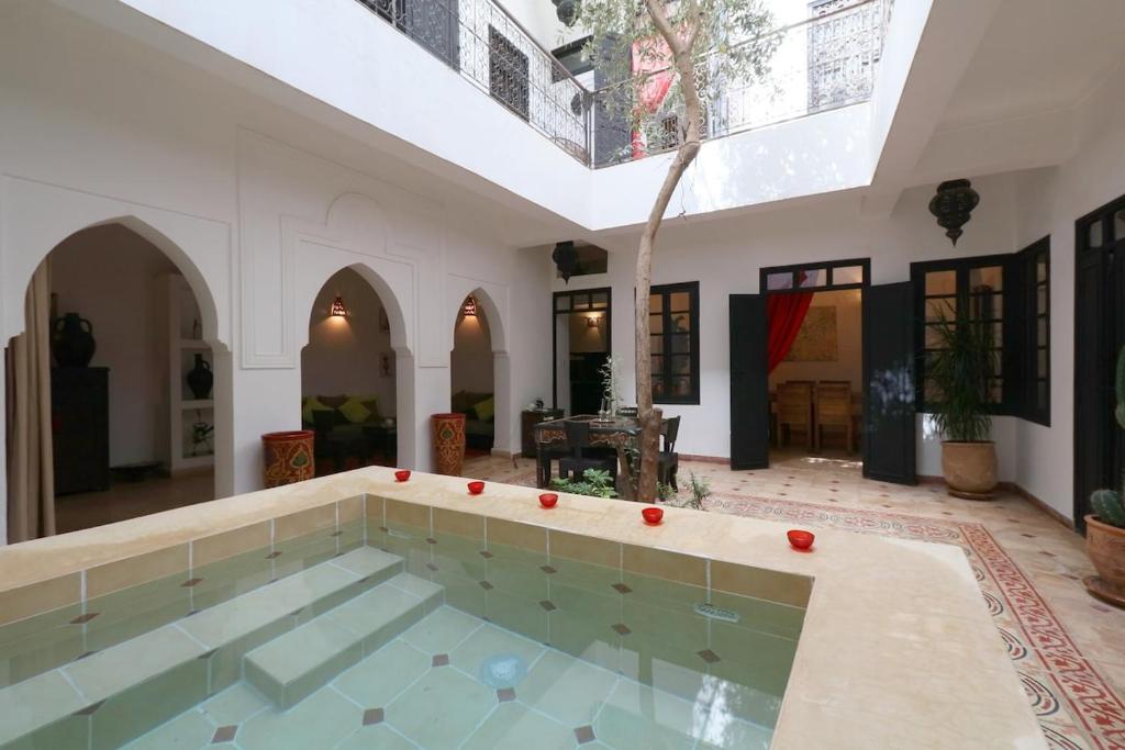 Riad XCIX, basin, 3 bedrooms in Medina excluded, Marakéš