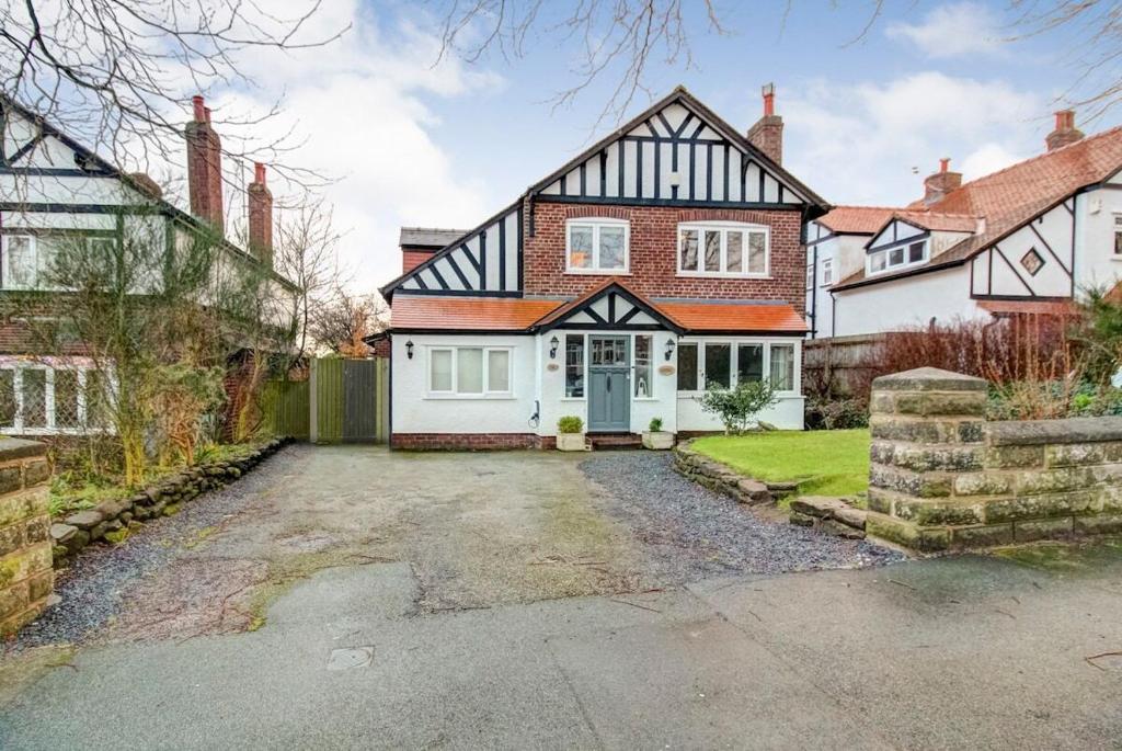 The Family Holiday In West Kirby By Cheshire Escapes, Wirral