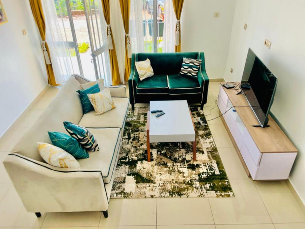 Charming Yaound Apartment with Panoramic Views, Yaoundé