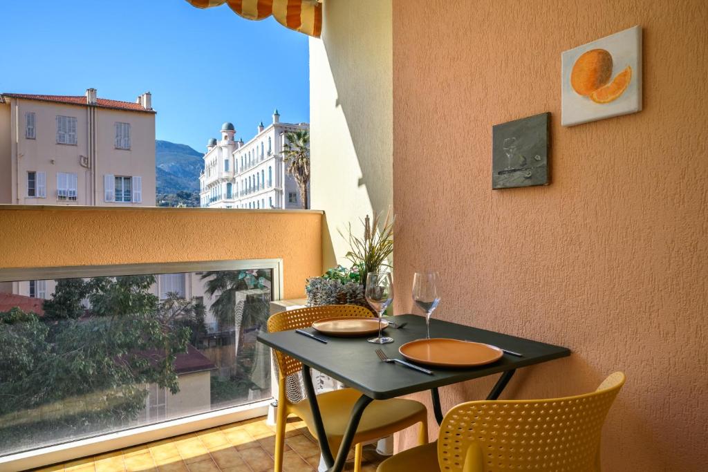 "Charmant studio" Plein centre, Calme, Terrasse - 1