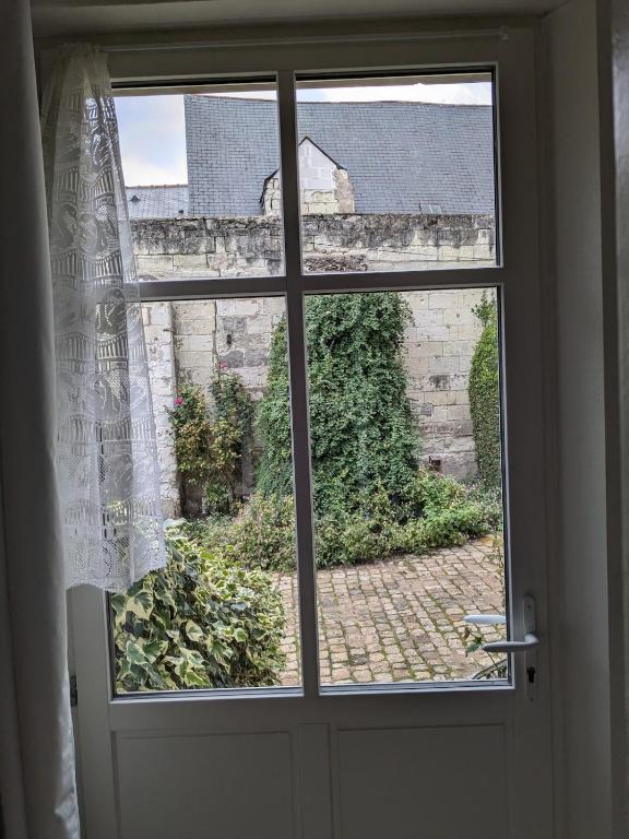 T2 Au pied du château sans vis à vis - 5