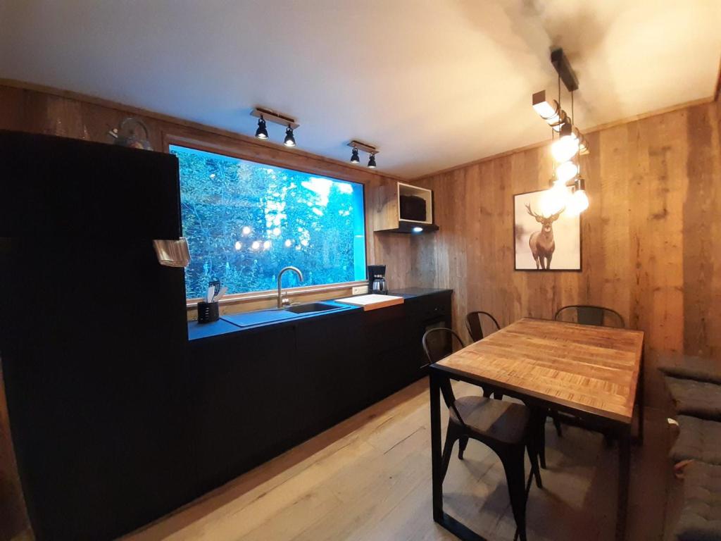 Appartement cosy neuf avec terrasse boisée, 5 pers, parking - 3
