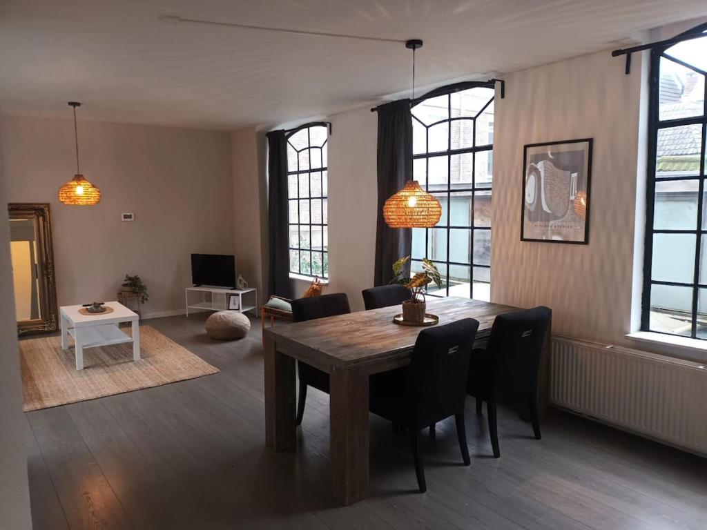 beautiful home in the center, Gouda