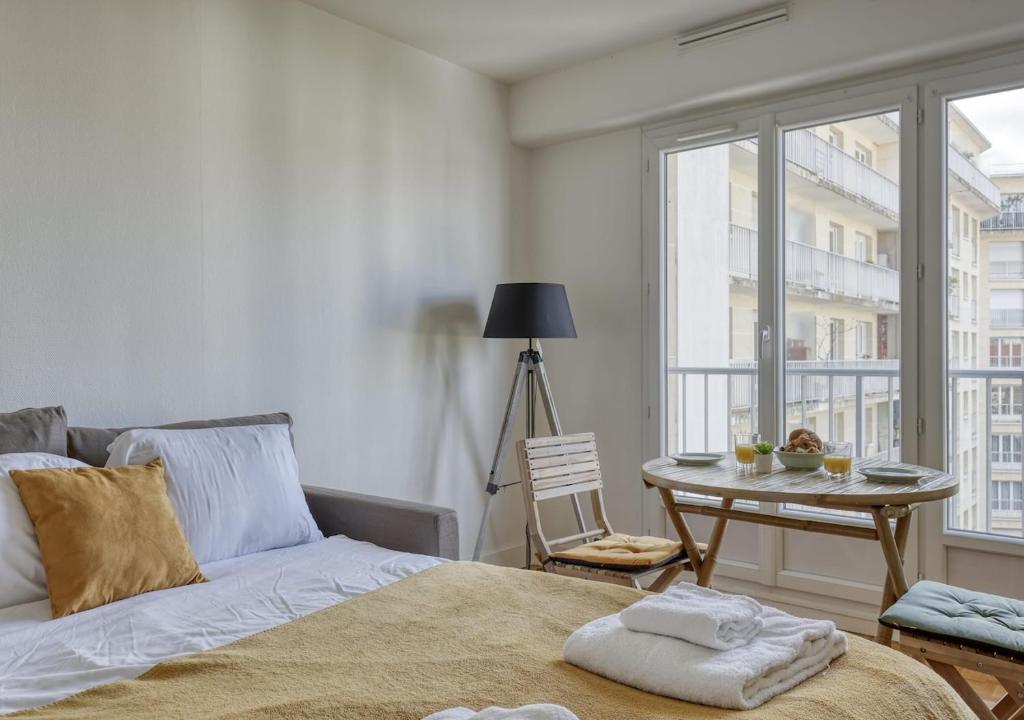 Bright Studio in the Heart of Butte aux Cailles - 3
