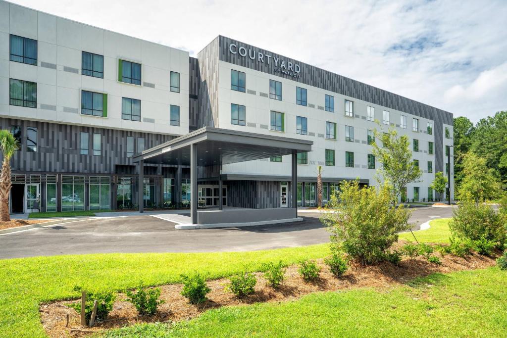 Courtyard by Marriott Charleston-North Charleston, Charleston