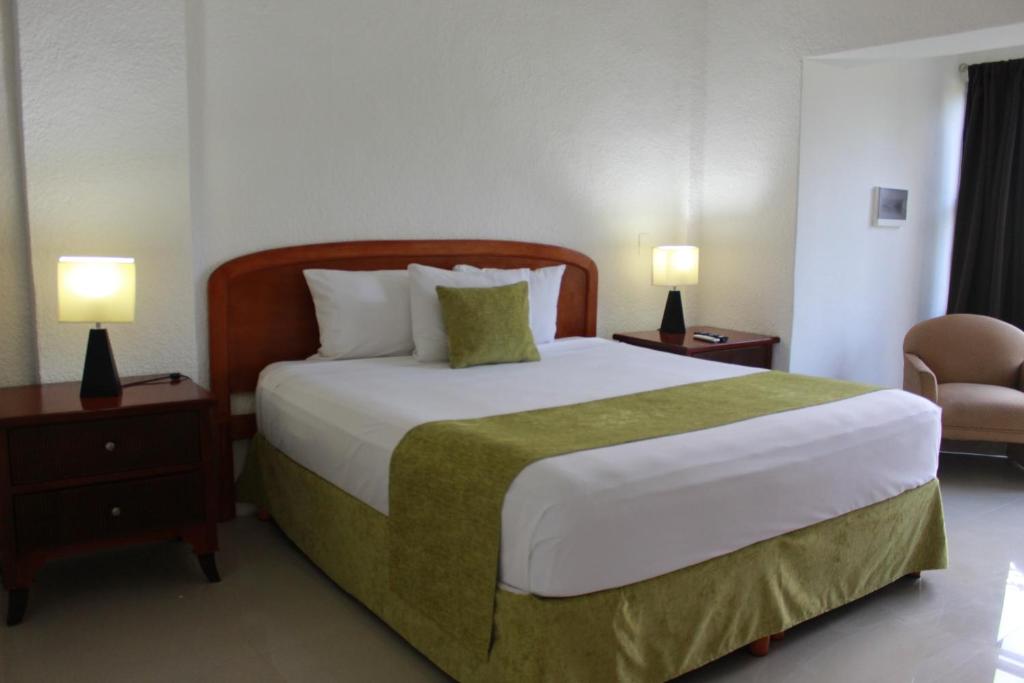 Pok Ta Pok Hotel - 3