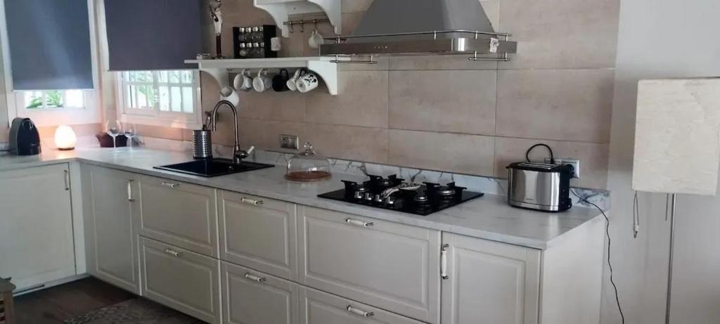 Spacious House in Calafell with Shared Pool - 4