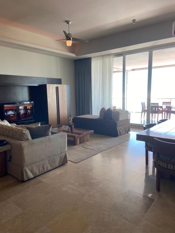 2bd condo Resort !!! - 2