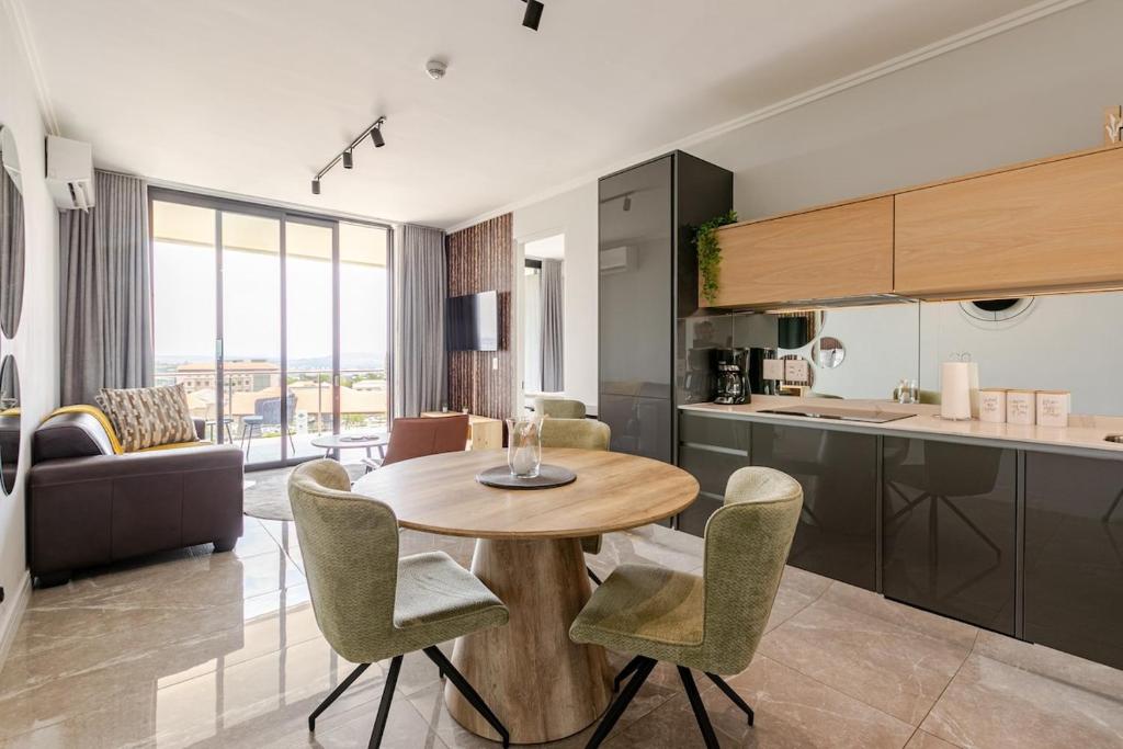 Jabba at Ellipse Waterfall, Midrand