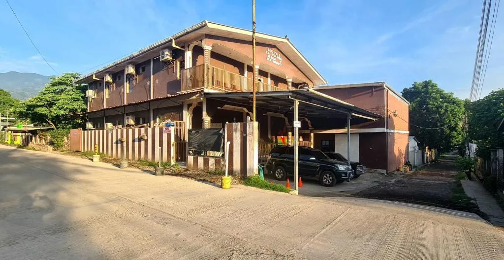 La Colonia Cama Matrimonial mas piscina，位于Peña Blanca的酒店