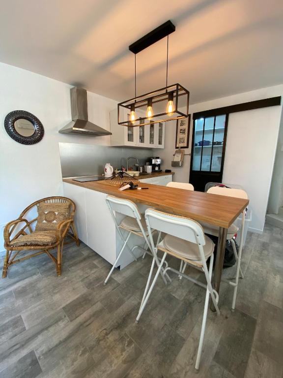 Charming house in village centre with terrace - 5