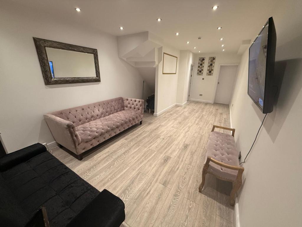 Luxe Guesthouse, Stoke-on-Trent