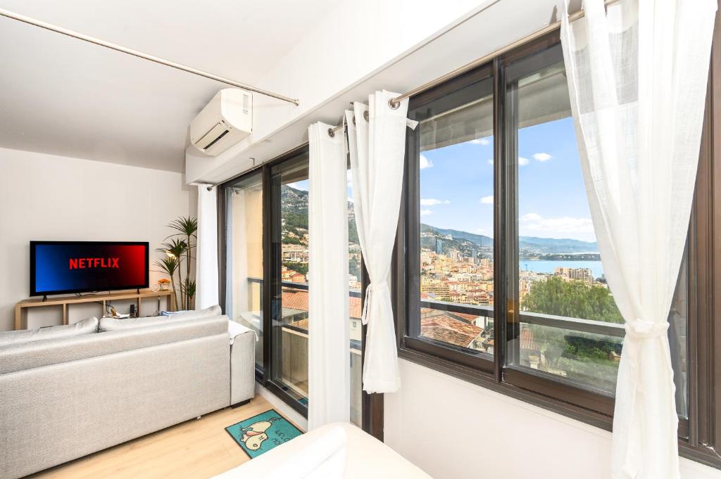 Hauteur de Beausoleil - Vue mer et Monaco - CT - 2
