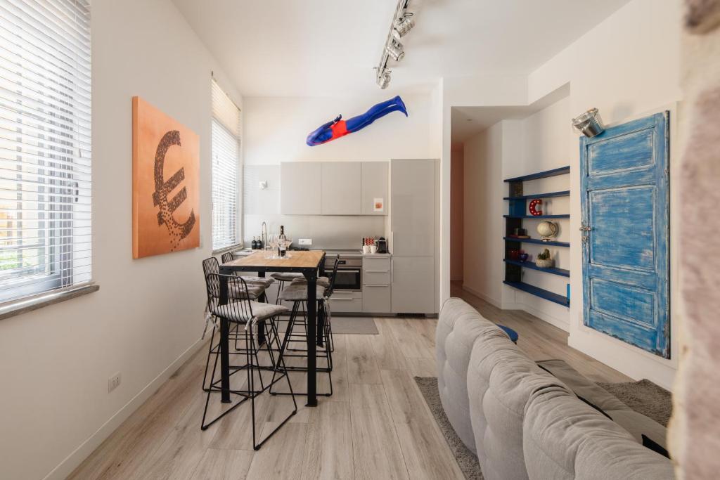 Pop-art design apartment - 1