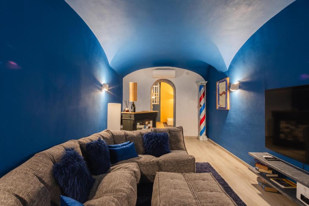 Pop-art design apartment - 5