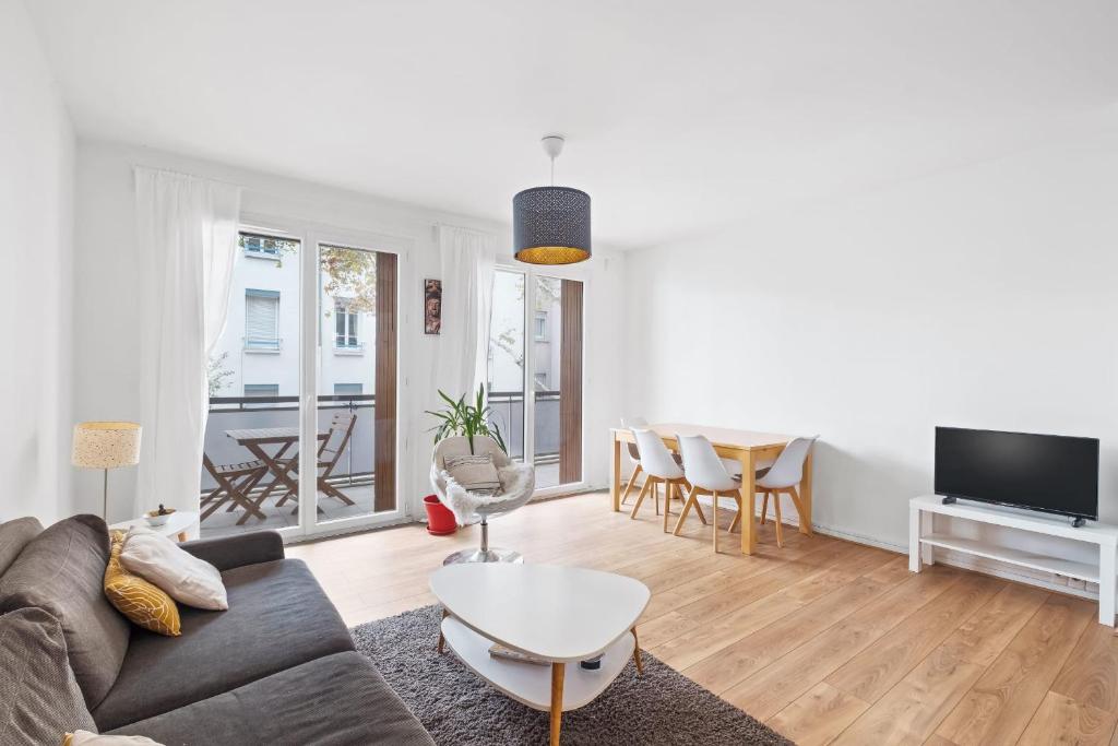 Charming Apartment 4 Guests with Balcony Montchat Edouard Herriot, Lyon