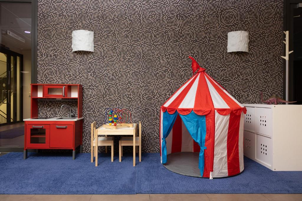 Playground, Norlandia Tampere Hotel in Tampere