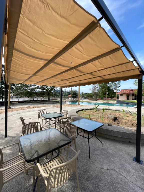 4. 사이옹 리조트 ..