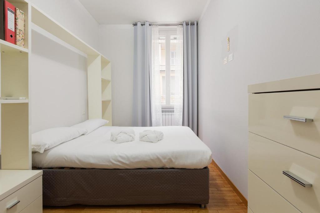 GuestHost - M3 Lodi Trendy Red Apartment - 5