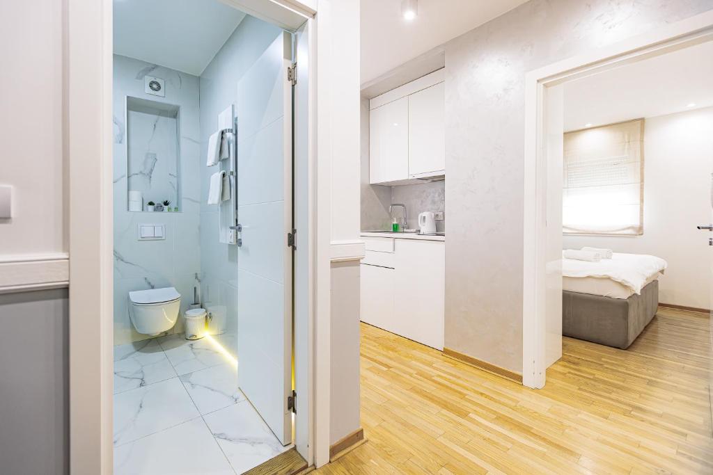 White Apartments - 2