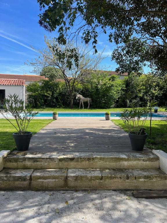 La Rochelle Exceptional Property, Park, Pool, - 2