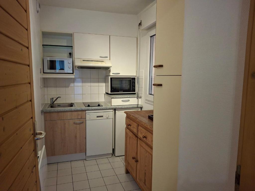 Studio central 3 pers avec WiFi et parking à Brides-les-Bains - FR-1-512-281 - 5