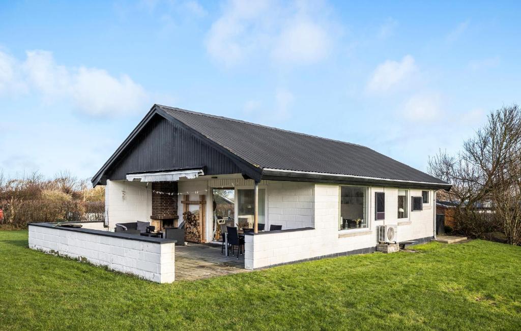 Gorgeous Home In Vinderup With Wifi, Vinderup