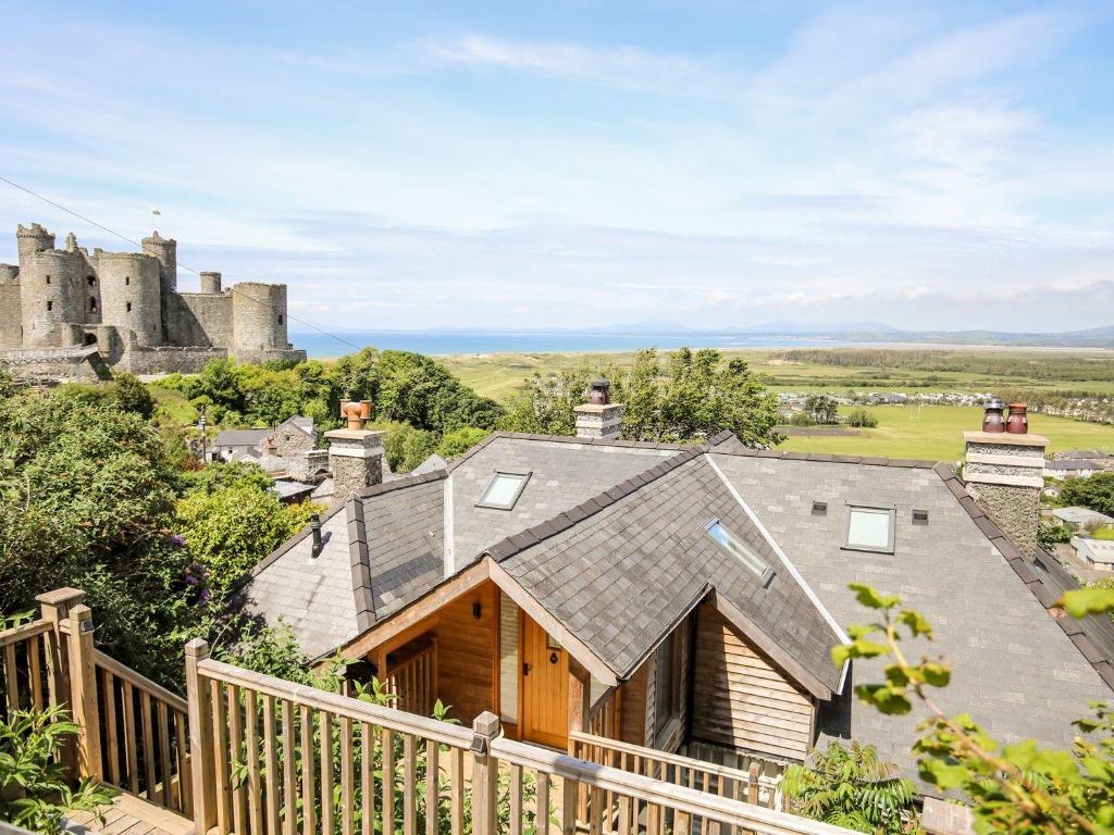 Bryn Awelon, Harlech