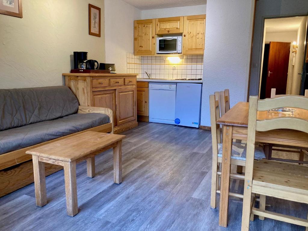 Studio familial avec balcon sud, animaux acceptés, aux Deux Alpes - FR-1-811-33 - 2