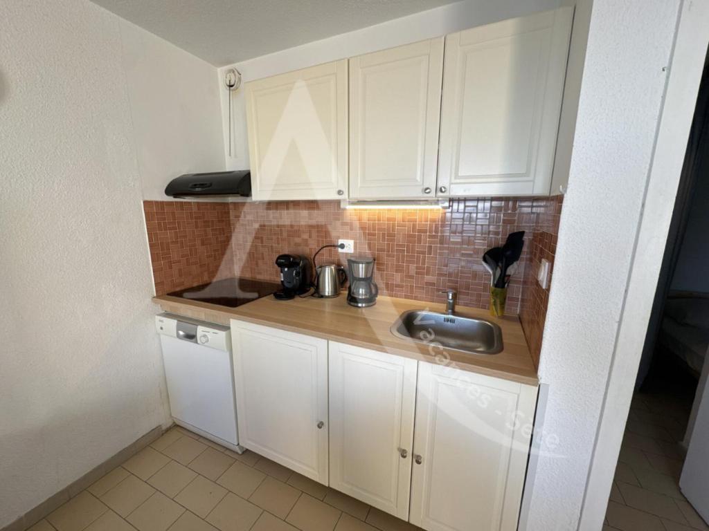 40 M², 1ERE LIGNE MER, DERNIER ETAGE AVEC ASCENSEUR - 4