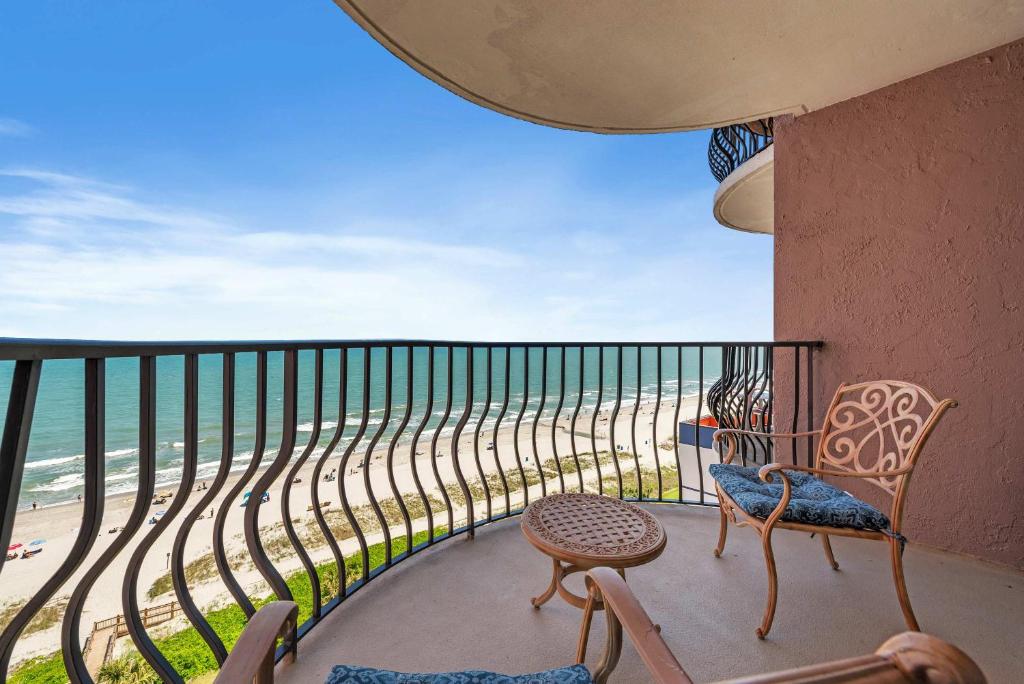 Palms Resort 1003 - Oceanfront, Myrtle Beach