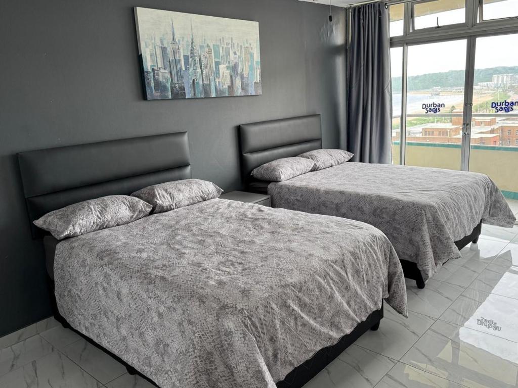 9th Wonder at 10 South, Durban