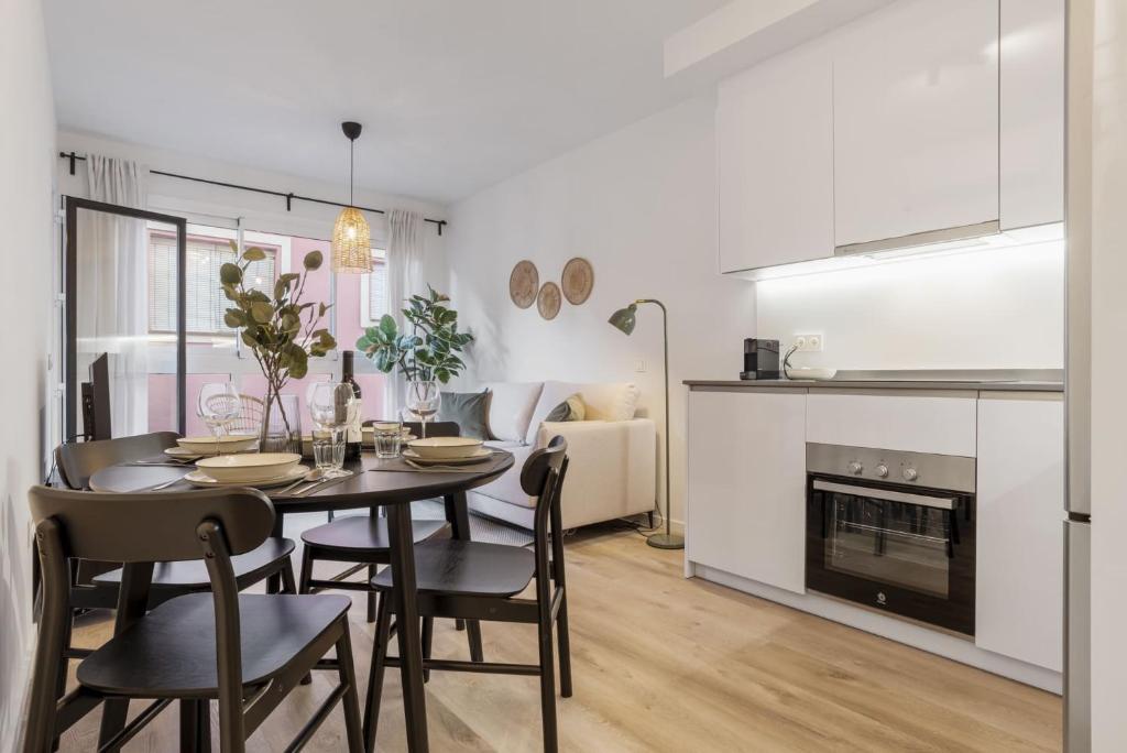 ViVi Homes - Anemona , Beach , Balcony, Centre - 4