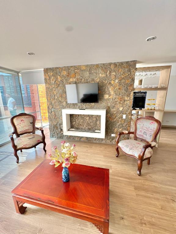 Apartamento con amplia zona de trabajo - 5