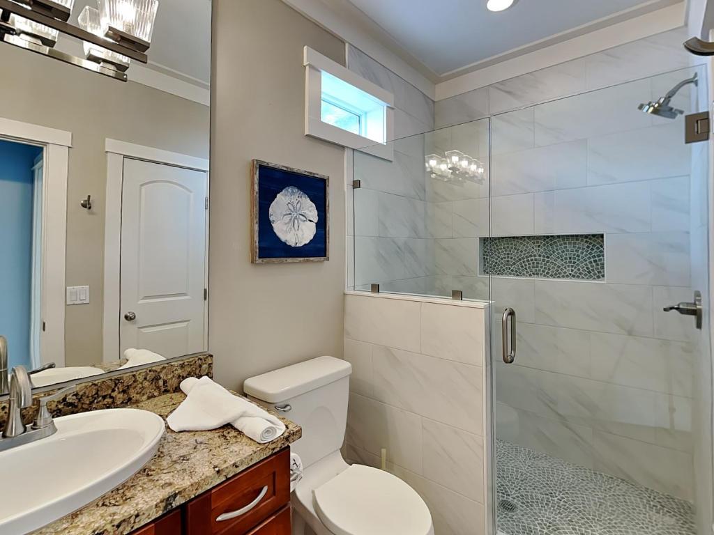 Emerald Dreams, Destin