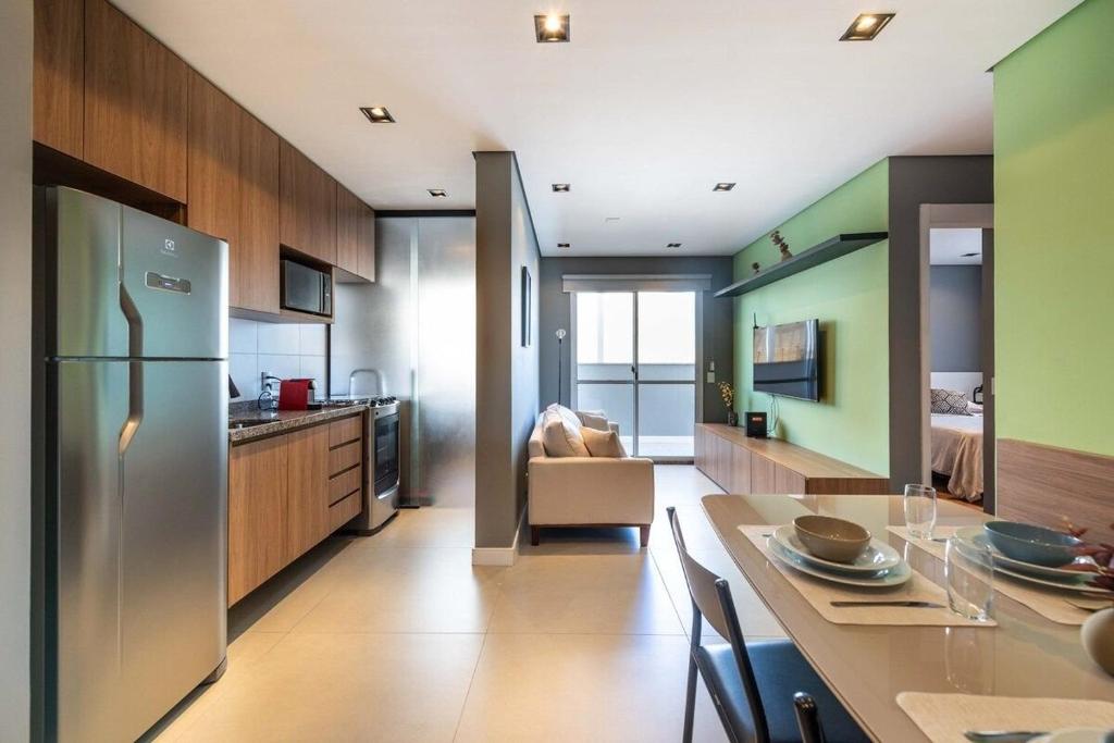 BR1 - Novo Grand Bhaus Family Brás - Metrô - Vaga de Garagem - Academia - Piscina - Espaço Kids - Acomoda 4 pessoas, São Paulo